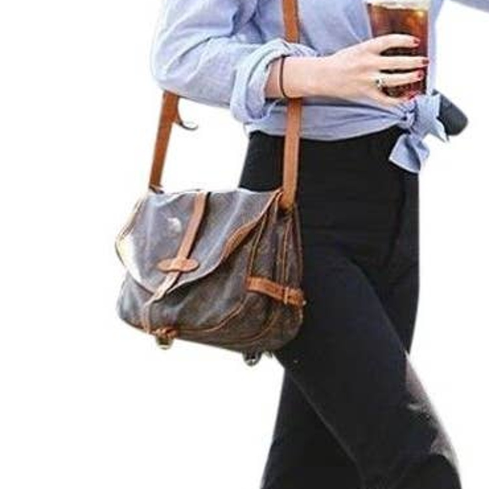 💎✨Authentic✨💎Louis Vuitton Monogram Saumur 30 Crossbody bag